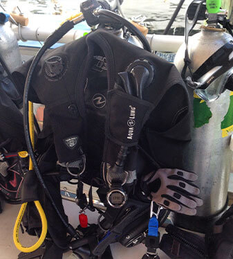 bone island divers diving equipment
