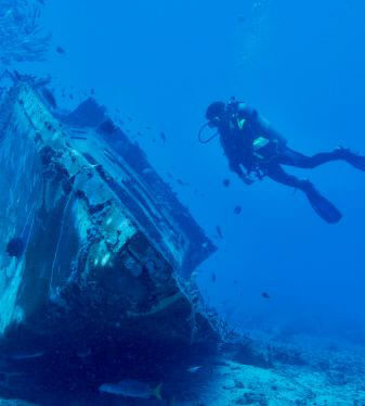 bone island wreck divers underwater 1